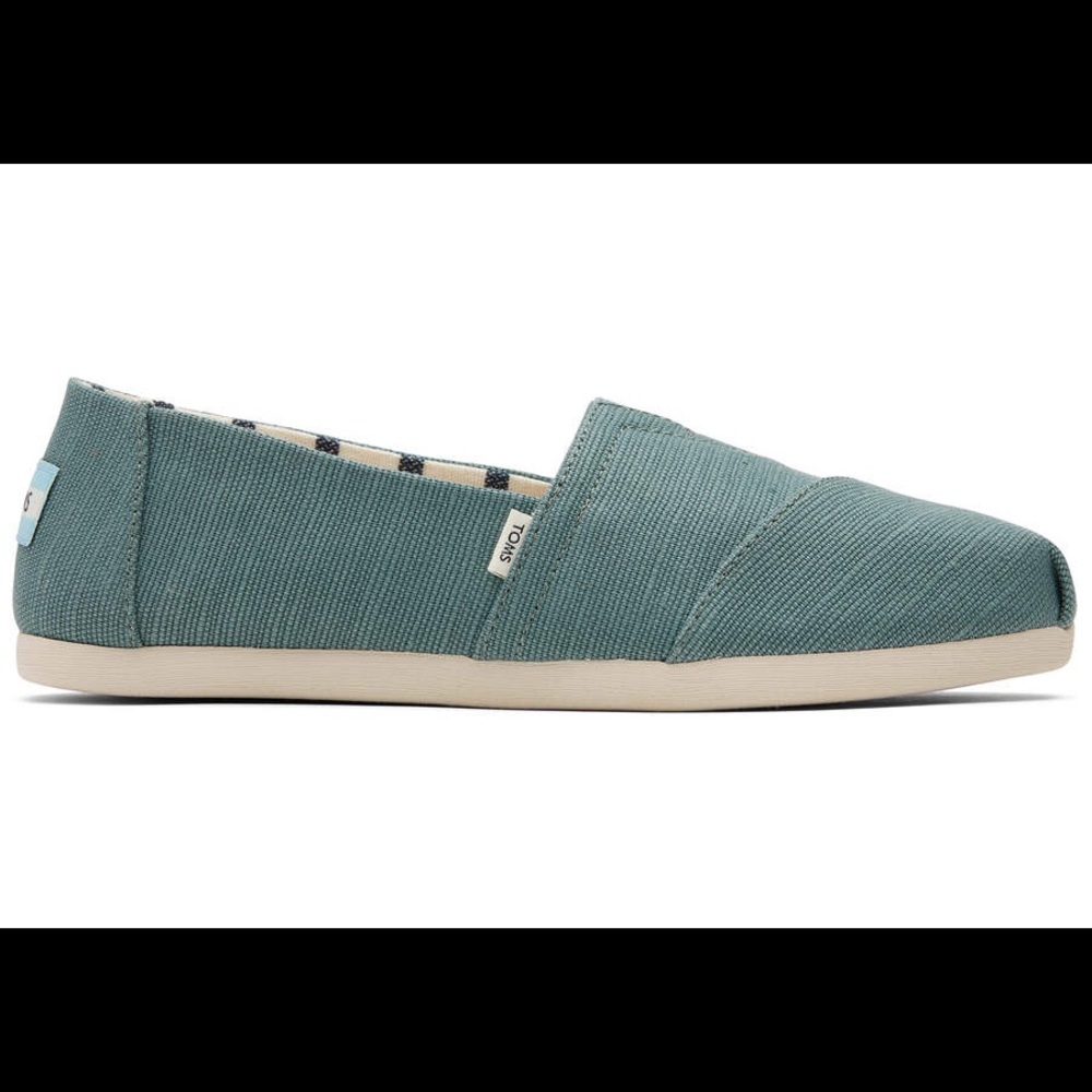 TOMS size 7 Alpargatas in Bonsai Green